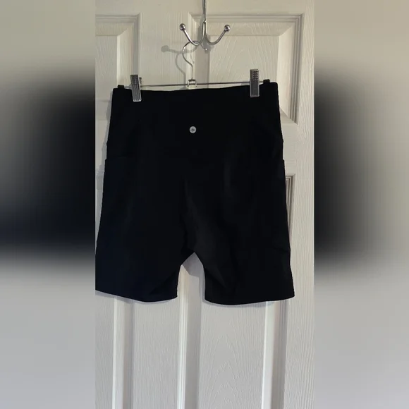 Halara Bike Shorts - Picture 2 of 5